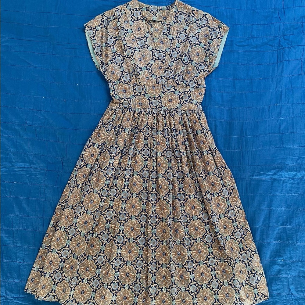 1940s - 1950s vintage day dress!